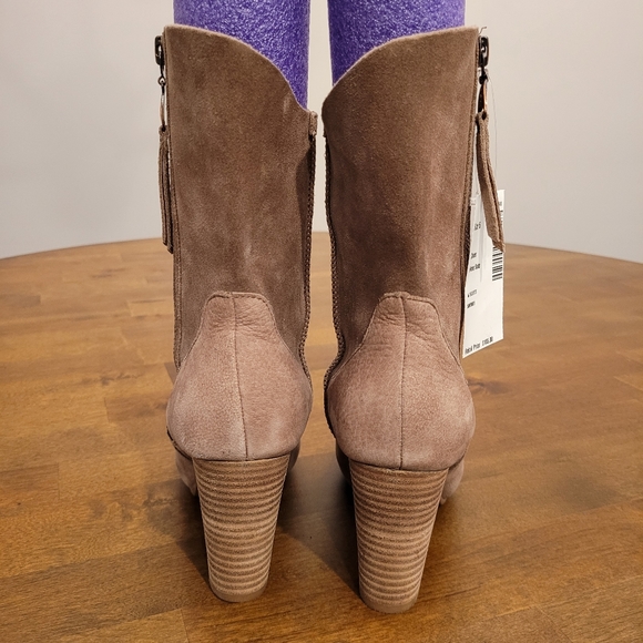 Ugg Athena High Heel Boot - Picture 4 of 10